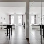 New Moderated Školská Apartment